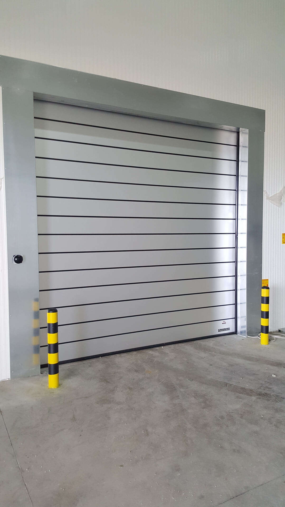 Componenti metallici realizzati con tecniche di carpenteria industriale.