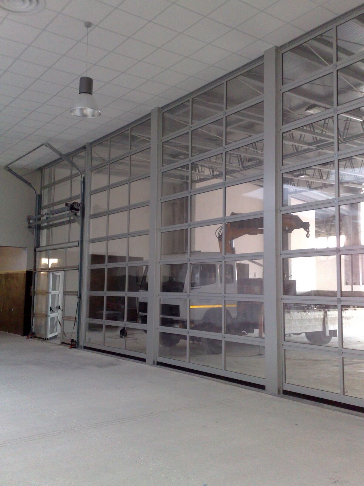 Struttura metallica industriale per capannone in acciaio.